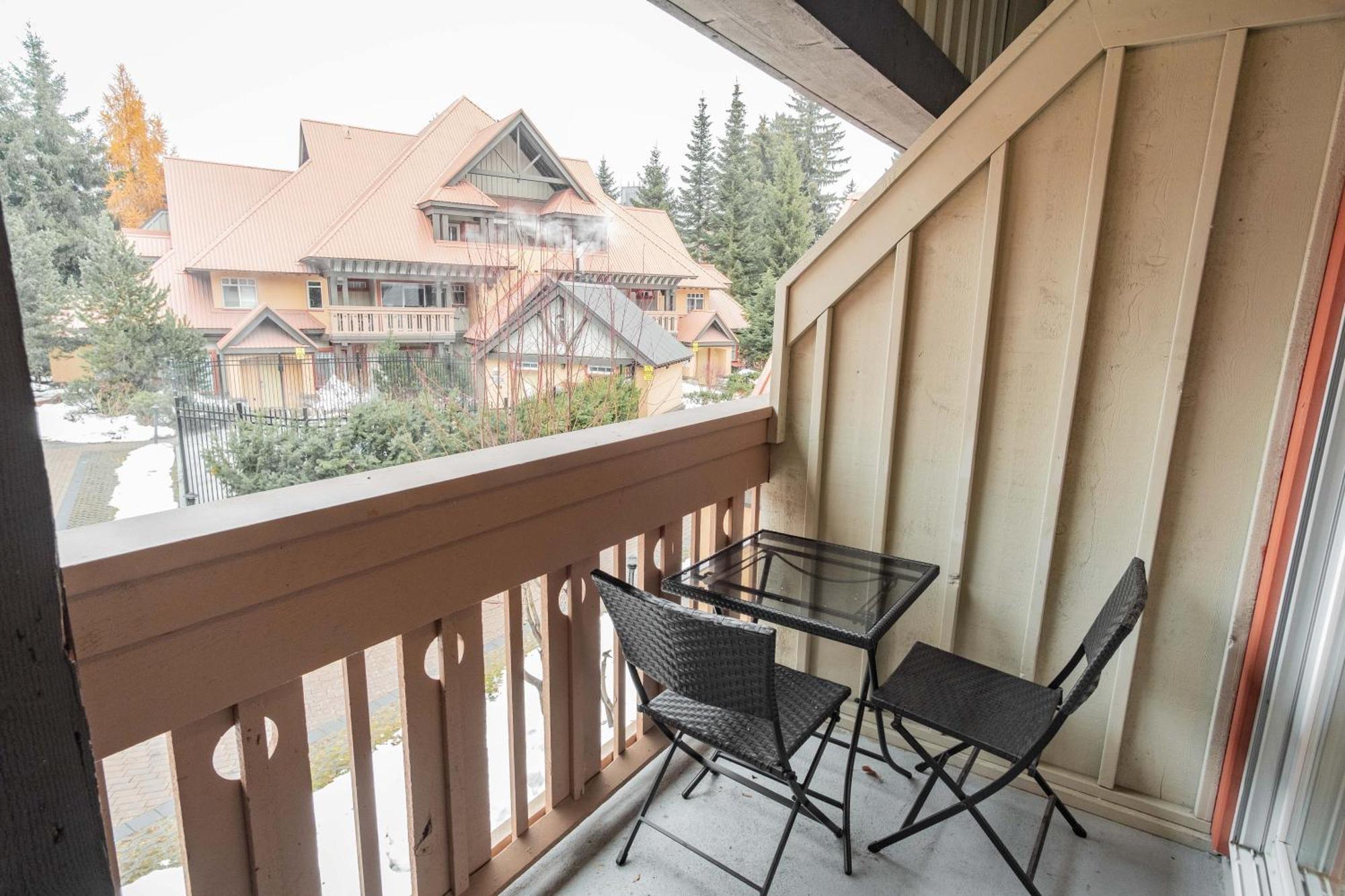 Sunpath By Outpost Whistler Villa Exterior photo