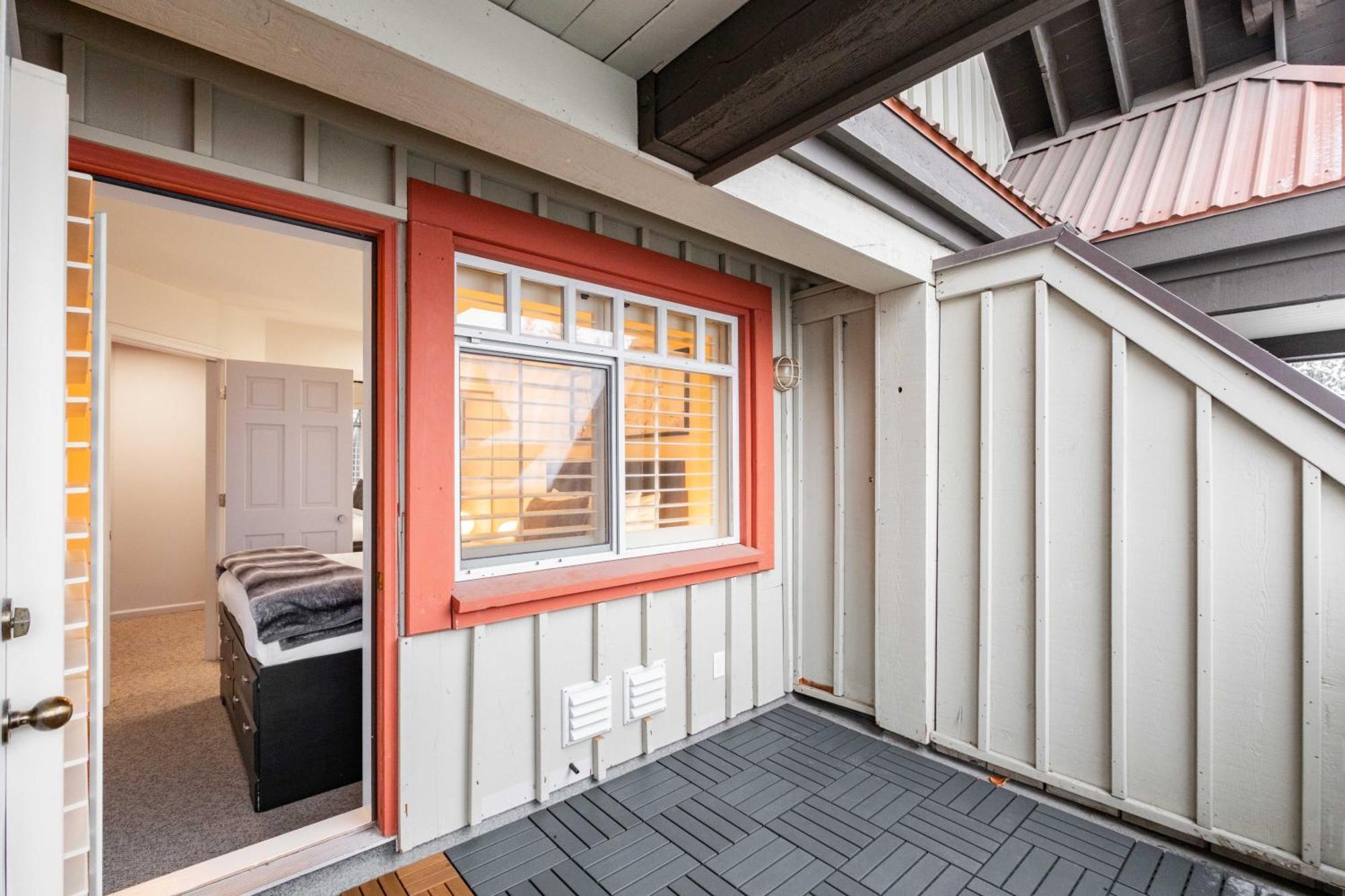 Sunpath By Outpost Whistler Villa Exterior photo