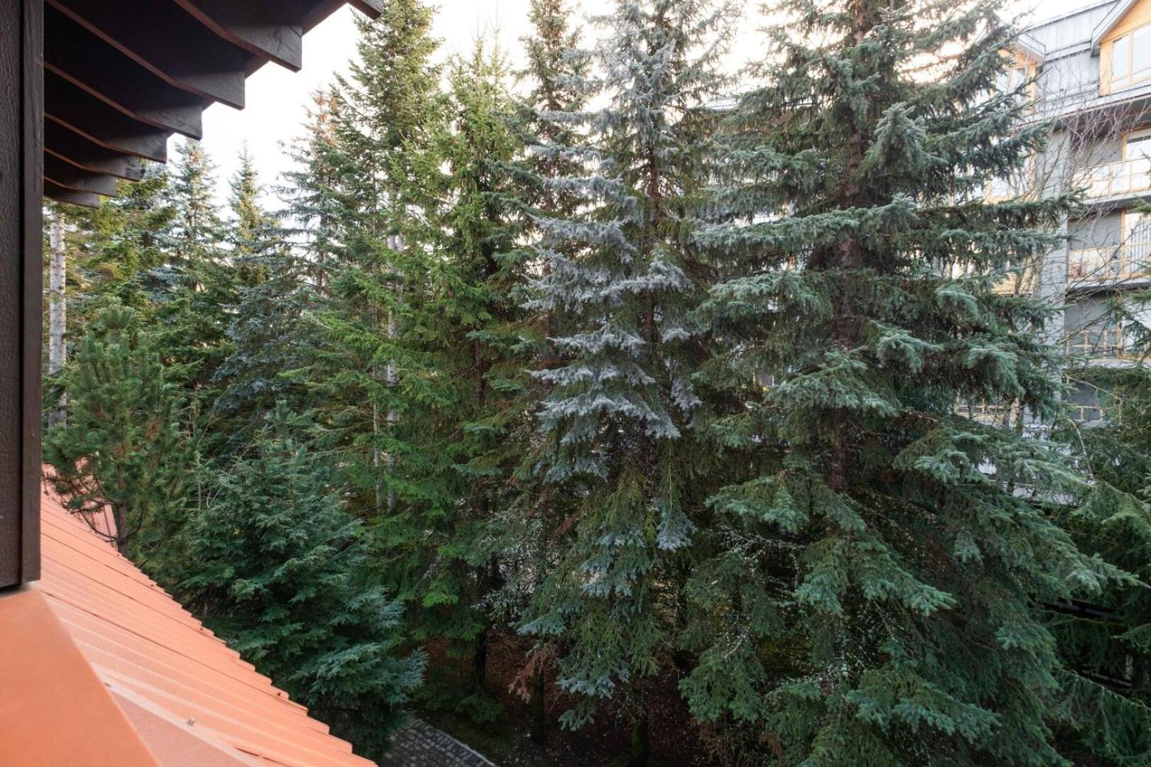 Sunpath By Outpost Whistler Villa Exterior photo